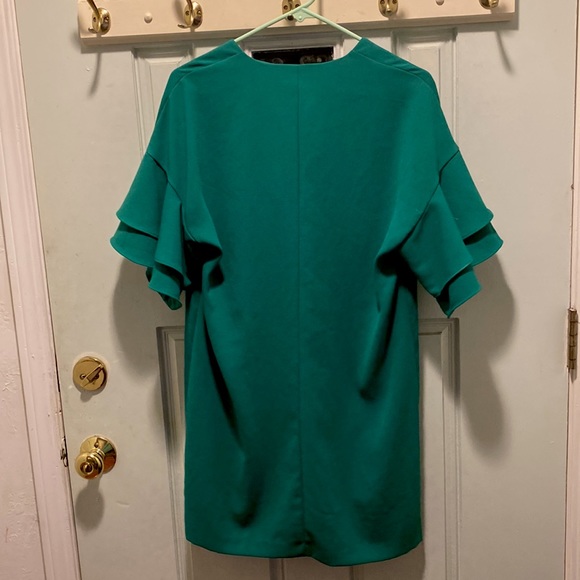 Green Zara  dress - Picture 3 of 3